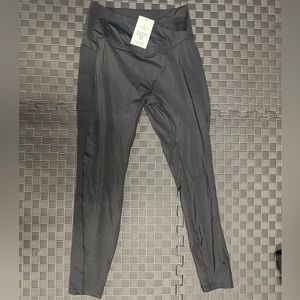 Halara crossover leggings